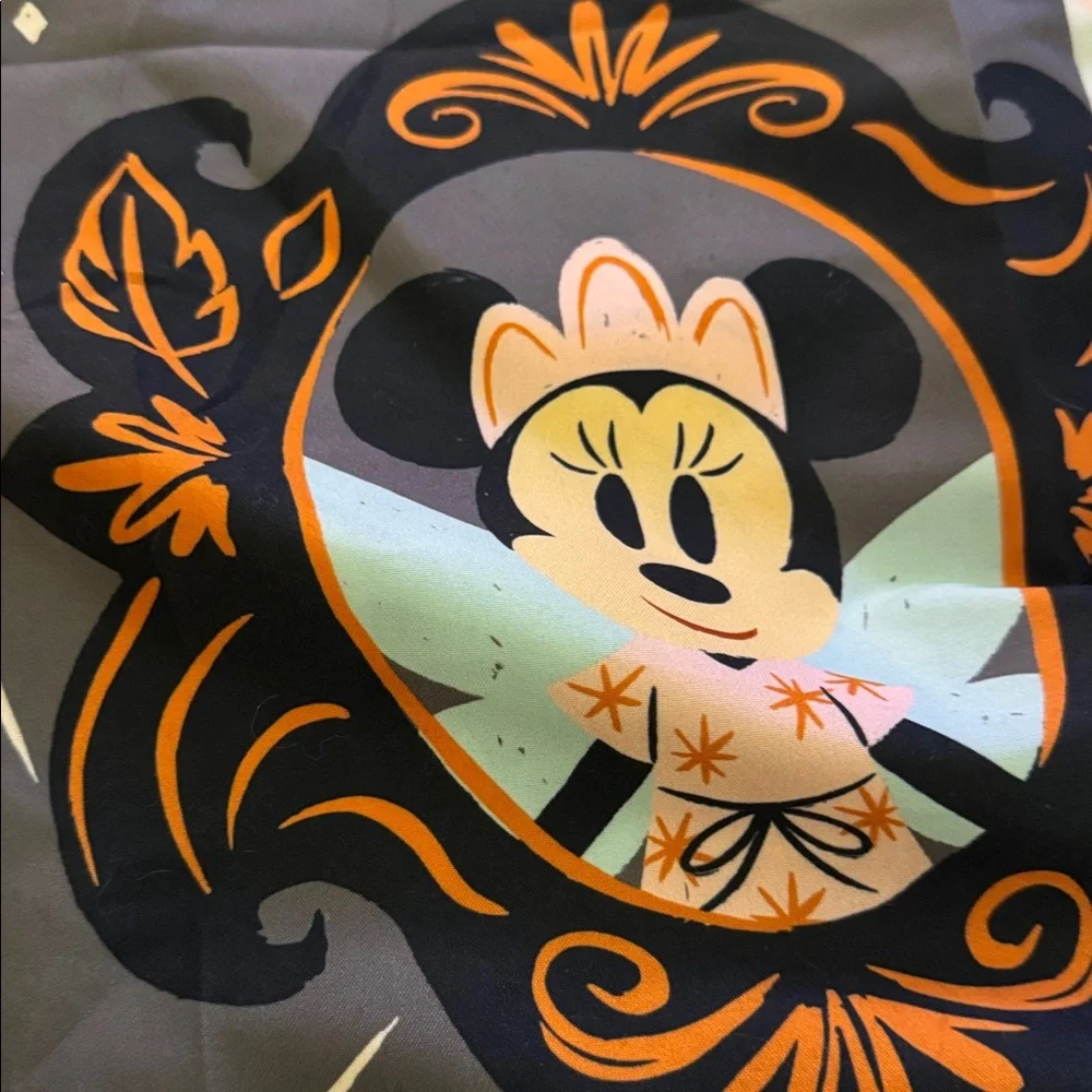 Disney halloween bath mat and shower curtain preowned